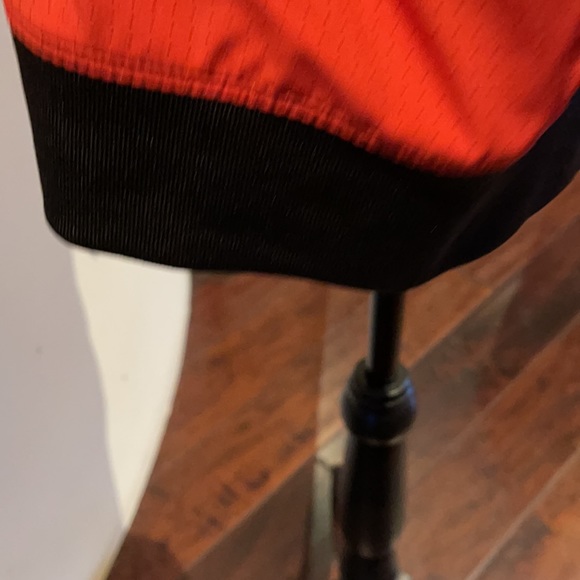 Track top - Picture 7 of 8